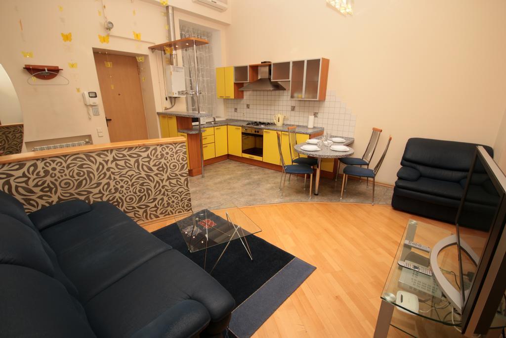 Inn Home Apartments In Kiev Center المظهر الخارجي الصورة