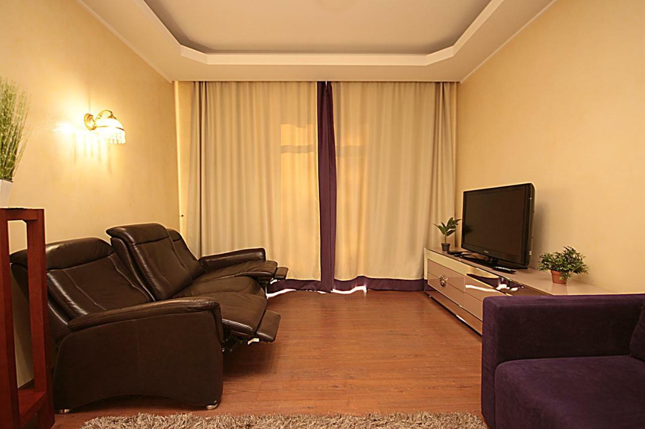 Inn Home Apartments In Kiev Center المظهر الخارجي الصورة